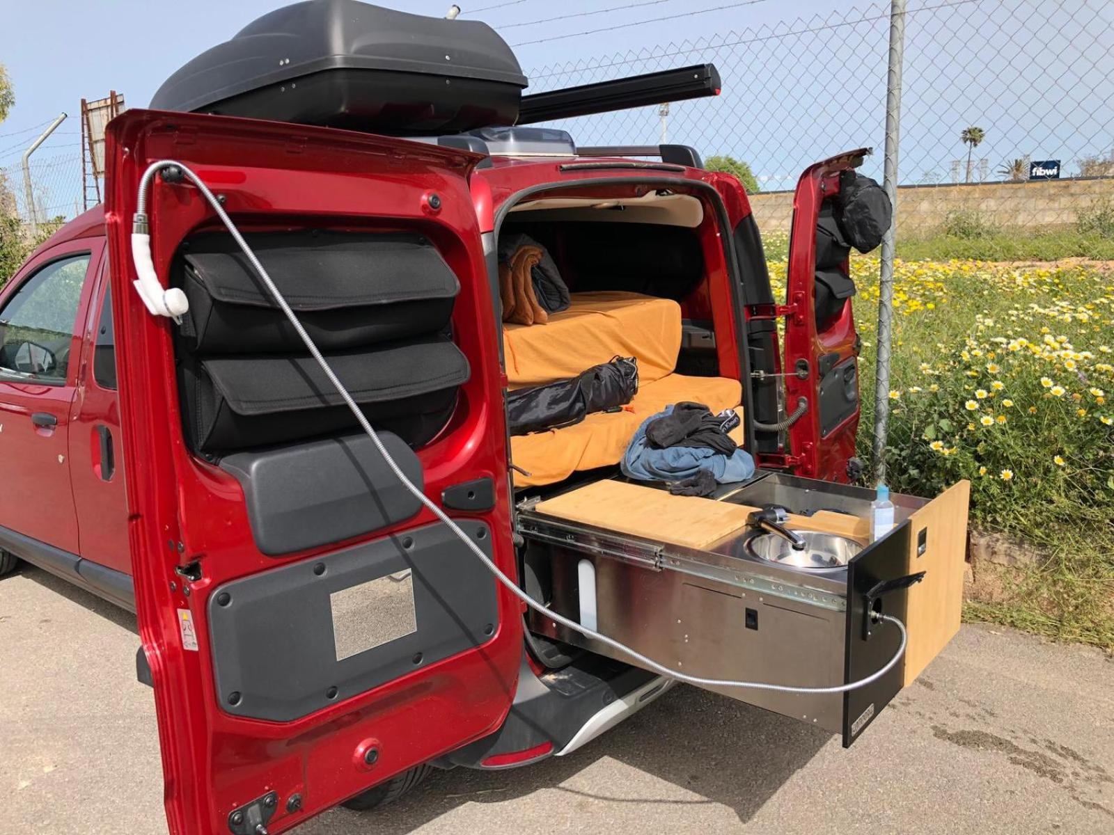 Dacia Dokker Camperiz Hotel Палма де Майорка Екстериор снимка